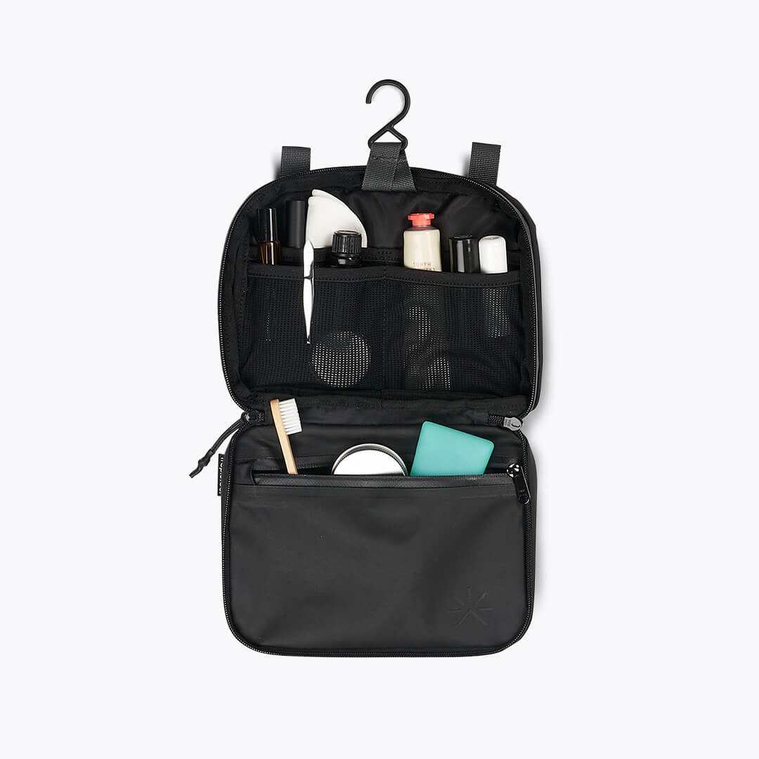 Hive Toiletry Bag Core Black