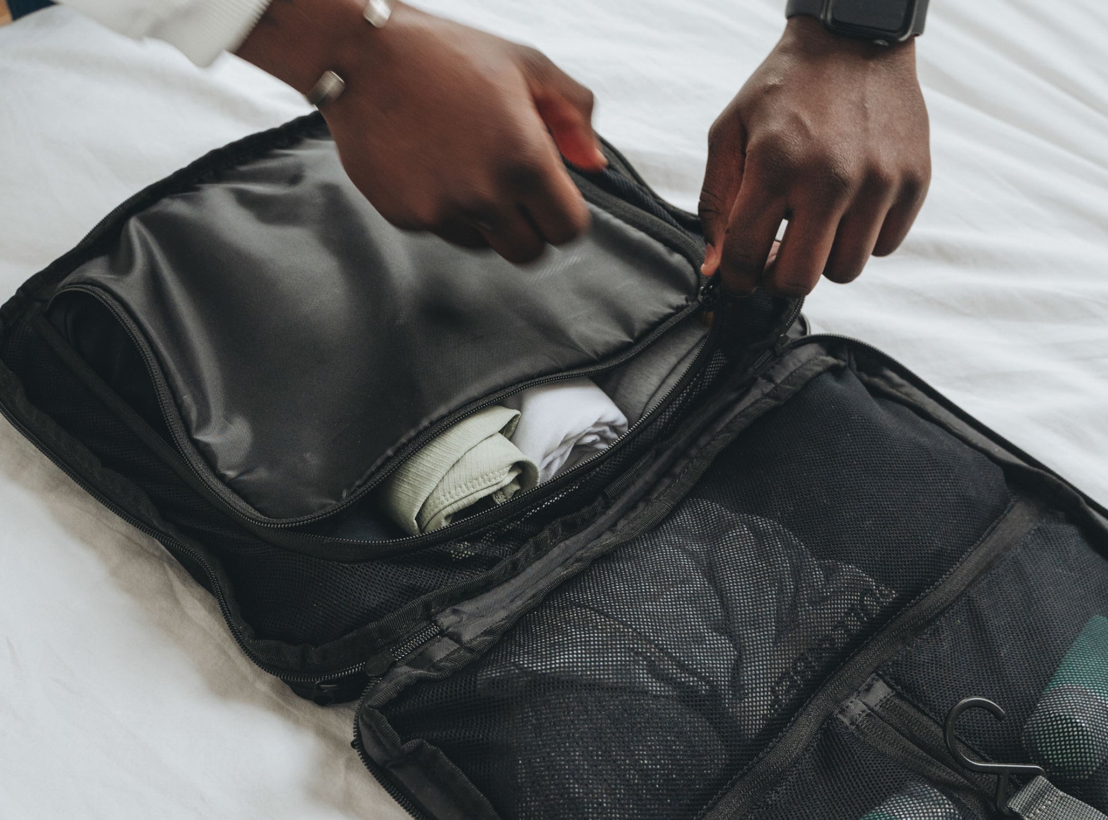 Hive Backpack Core Black | Tropicfeel