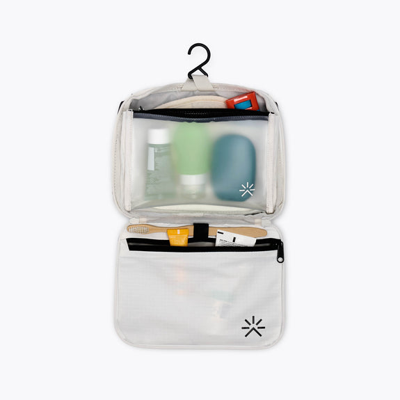 aair travel toiletry ziplock bag TSA Quart-Size Water-Resistant & Spill-Proof Travel-Size Container 3-1-1 Liquids Organizer Pouch Pink EzPacking This airline Alilang Clear PVC Travel Toiletry