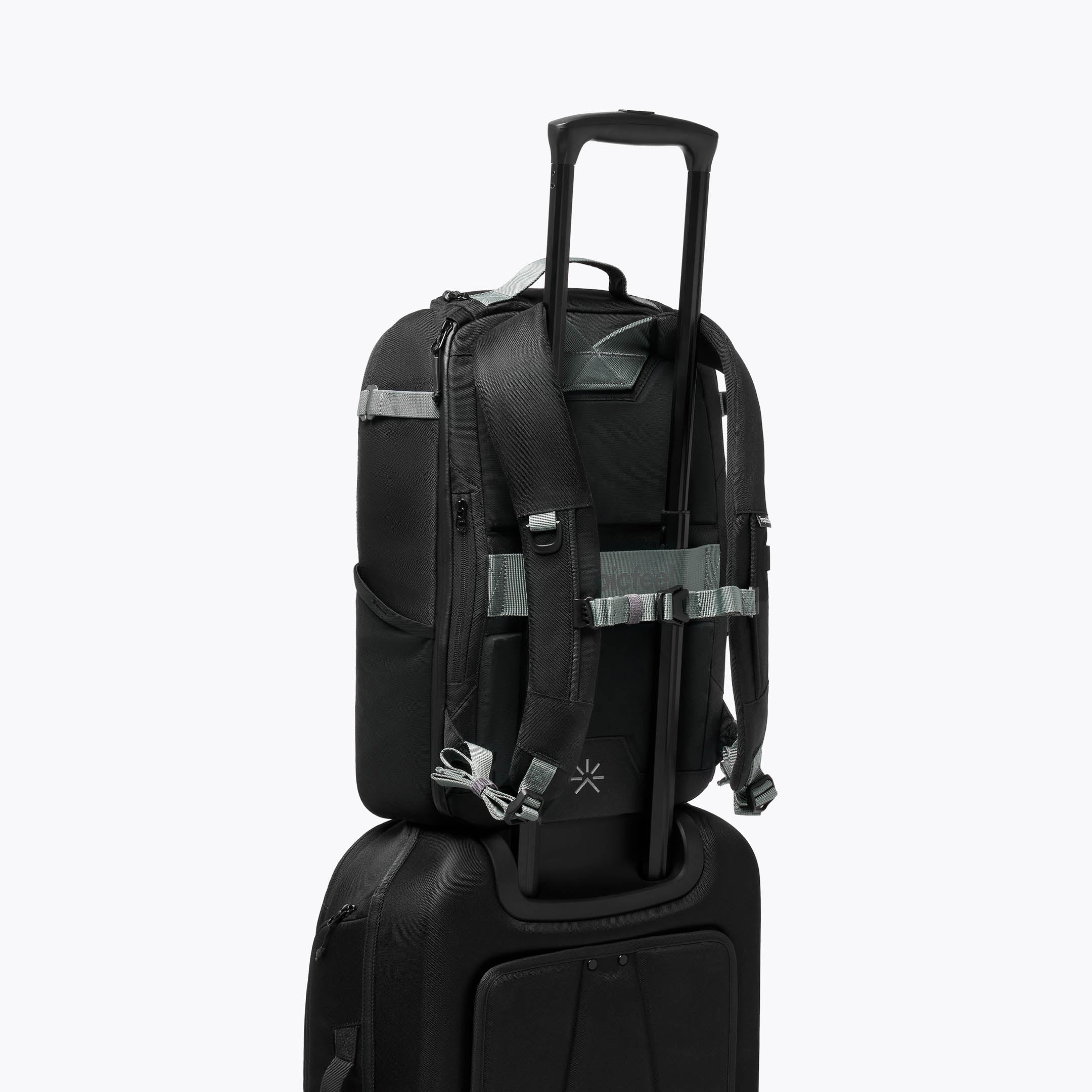 Tropicfeel 40L Rollerbag バックパック　キャリー Lift 40L Rollerbag | Tropicfeel