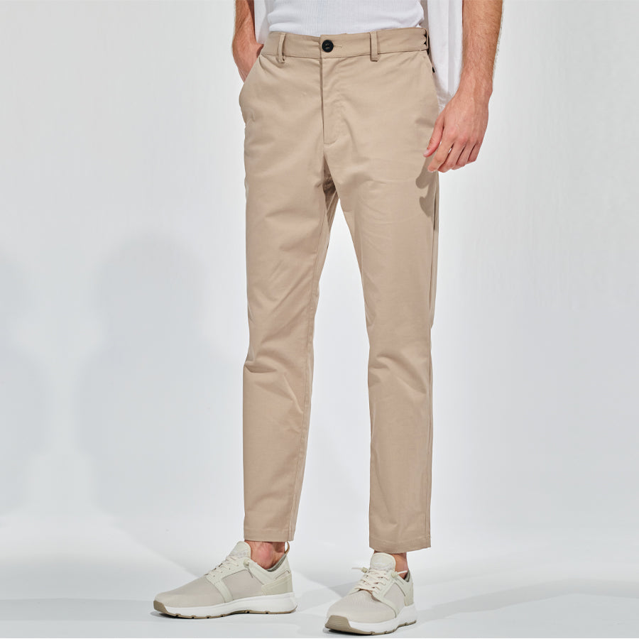Celio Men Off White Solid Regular Fit Cotton Chino Trousers