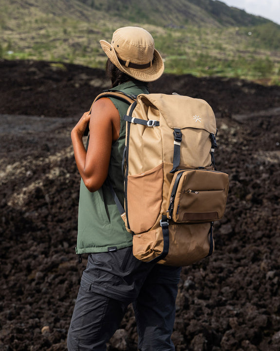 Shell Backpack Desert Brown