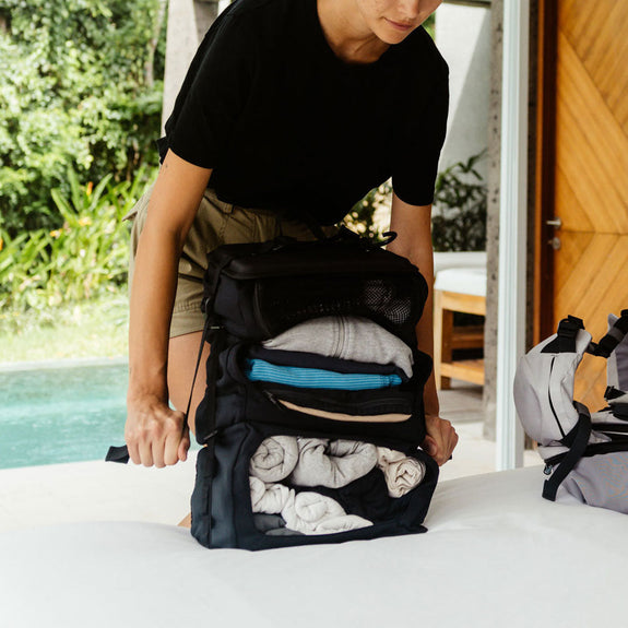 Shelter Essential Pack Core Black