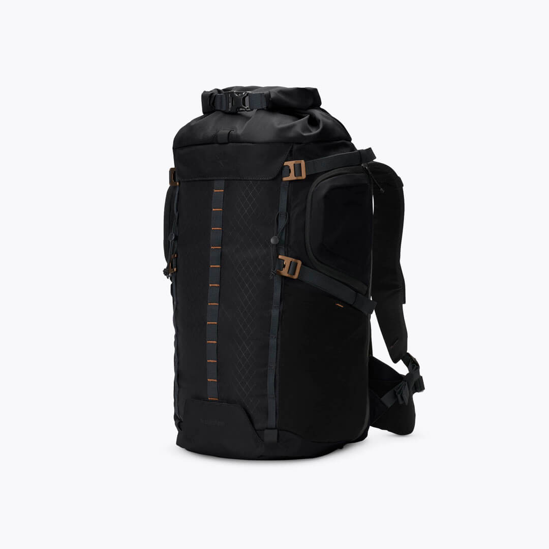 core-black 