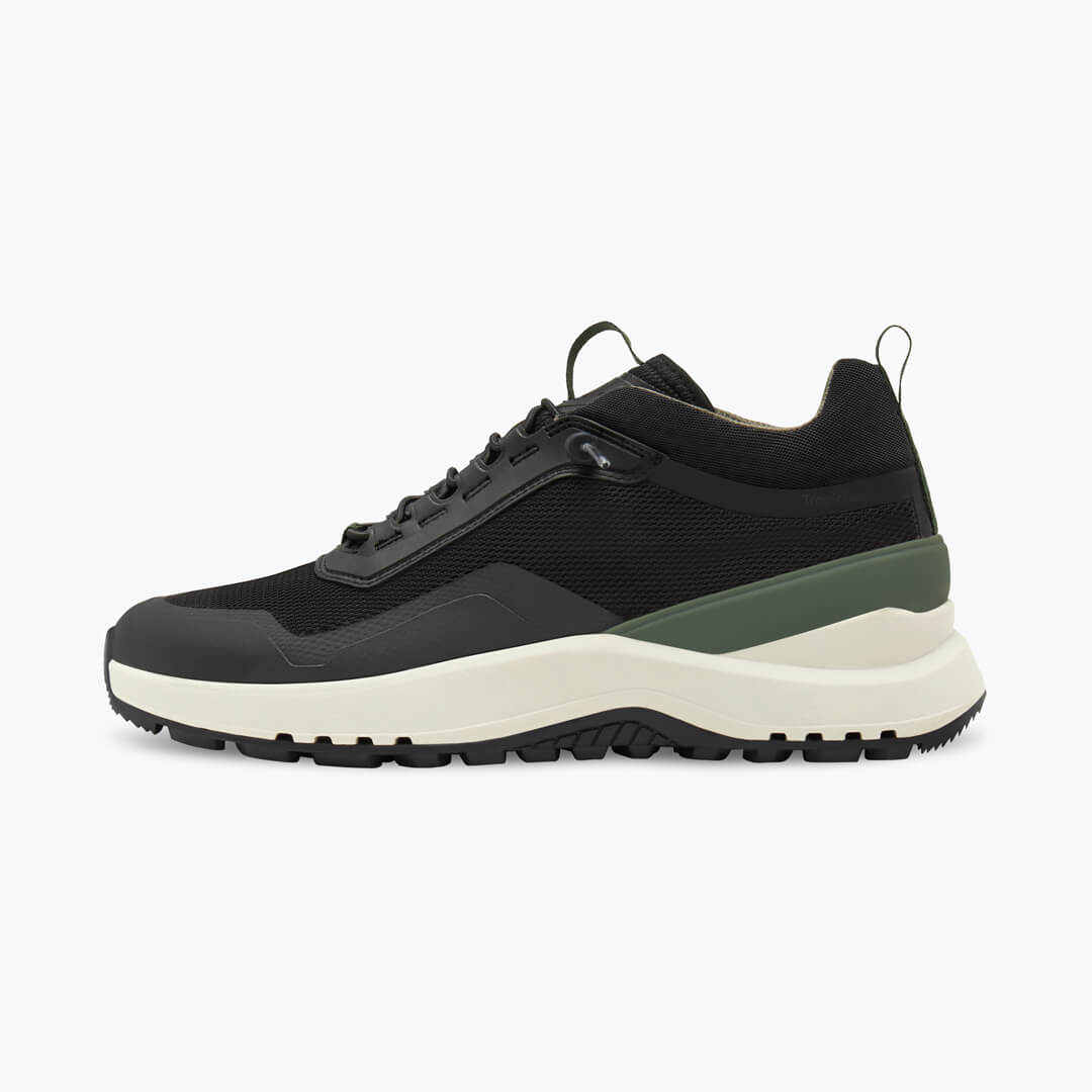 Lava Core Black Sneaker
